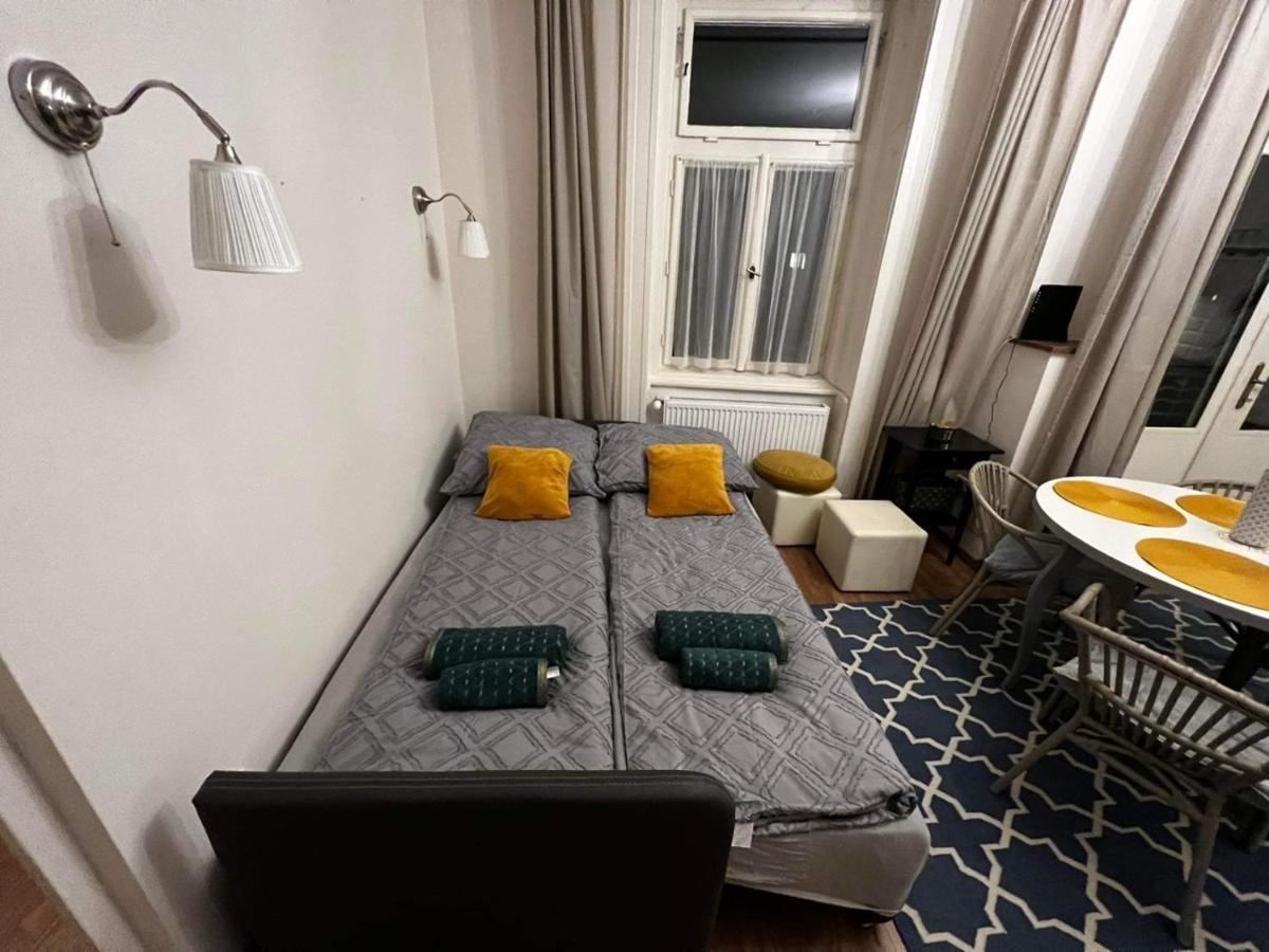 Adorable, Cosy Apartment At The Heroes' Square Budapest Eksteriør billede